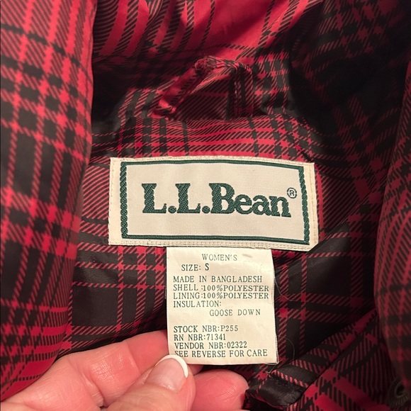L.L. Bean Jackets & Blazers - L.L. Bean Black&Red Plaid Vest, Goose Down, small, Interior zipper, Pockets